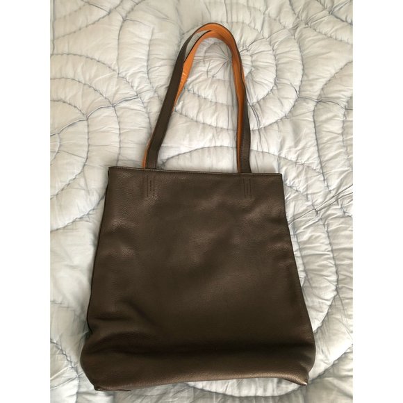 SmartPak Handbags - SmartPak Reversible Leather Tote Bag